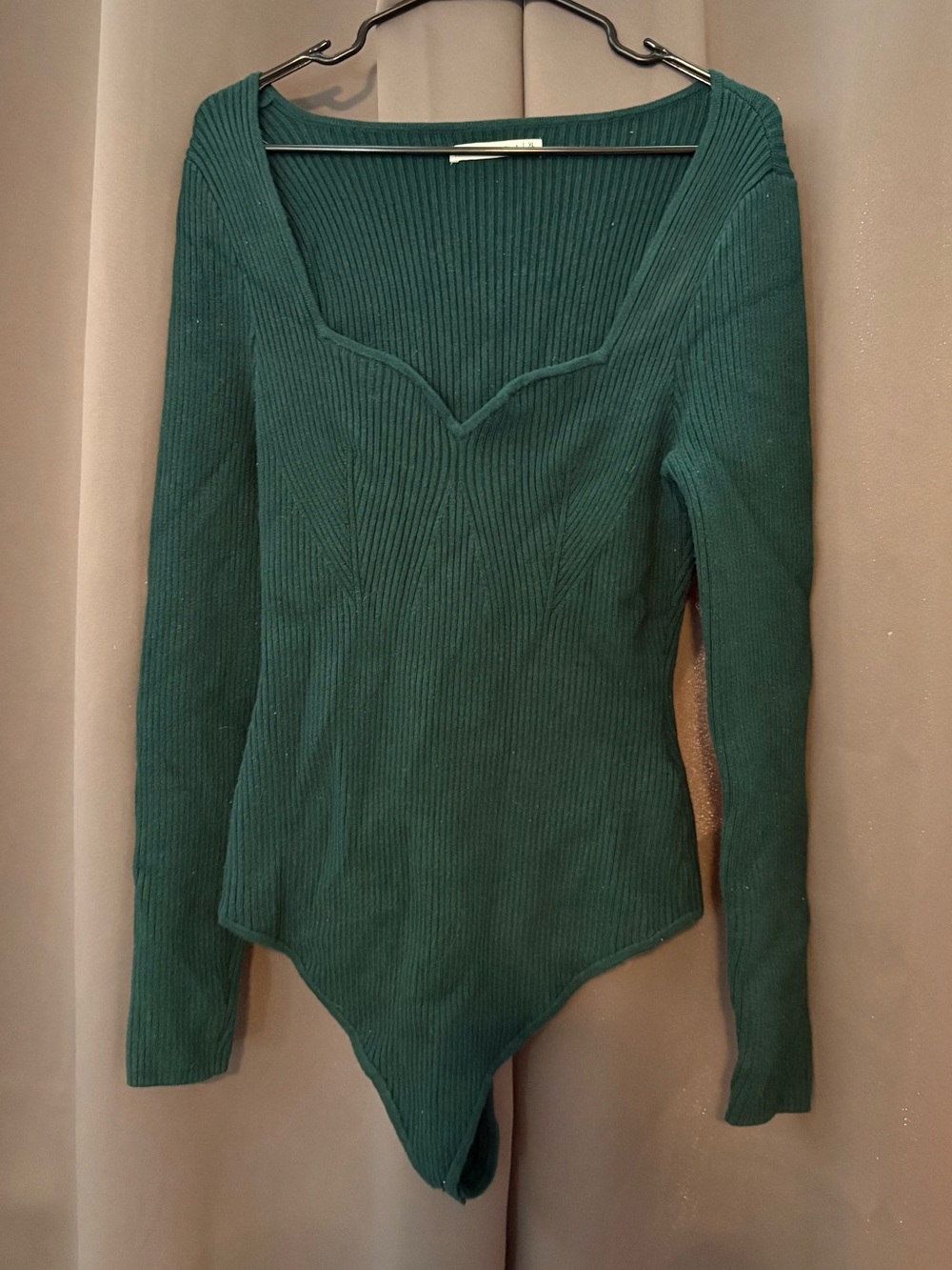Abercrombie & Finch Green Swoop Neck Bodysuit Sweater